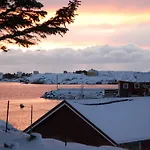 別荘 Mausund- Oyperla I Havet! Egen Batplass Ved Hytta! *