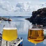 Mausund- Oyperla I Havet! Egen Batplass Ved Hytta! Froya (Vestland)