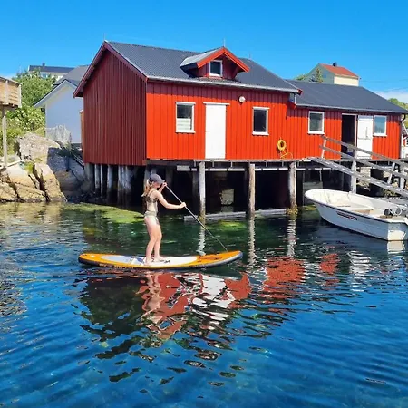 Mausund- Oyperla I Havet! Egen Batplass Ved Hytta! Hébergement de vacances *