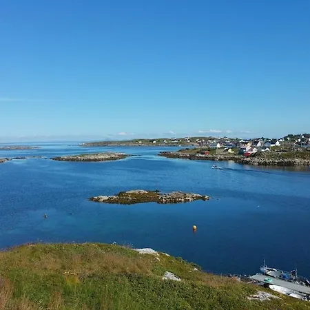 Mausund- Oyperla I Havet! Egen Batplass Ved Hytta! Hébergement de vacances *