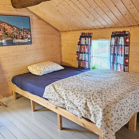 Mausund- Oyperla I Havet! Egen Batplass Ved Hytta! Froya (Vestland)